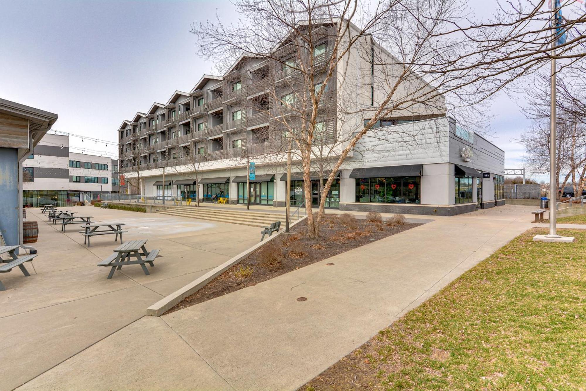Modern Springfield Apartment About 7 Mi To Downtown! Exterior photo